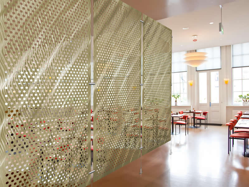 products/decorative-perforated-metal/perforated-partition-wall/applications-1.jpg