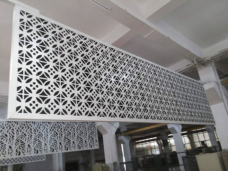 products/decorative-perforated-metal/perforated-partition-wall/applications-2.jpg